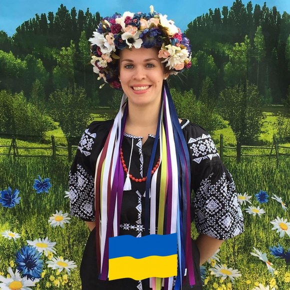 Meet your Posher, Jenn - Picture 1 of 1